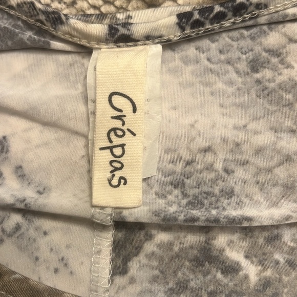 Crepas Top - Picture 4 of 6